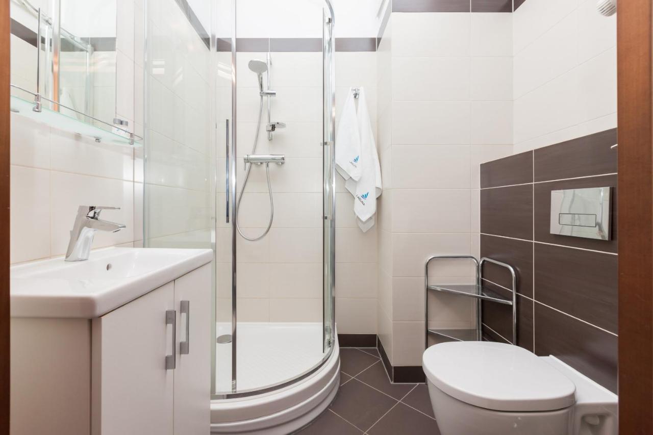 Apartamenty Aquamarina By Noclegi Renters Świnoujście  Eksteriør billede
